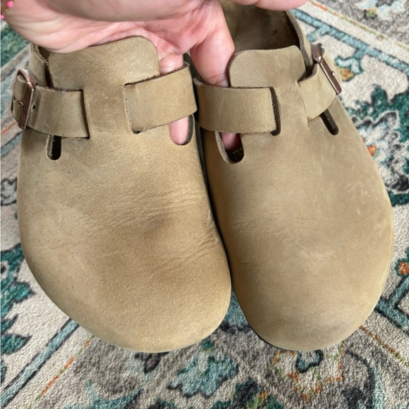 *SOLD*Birkenstock Boston - Picture 3 of 8